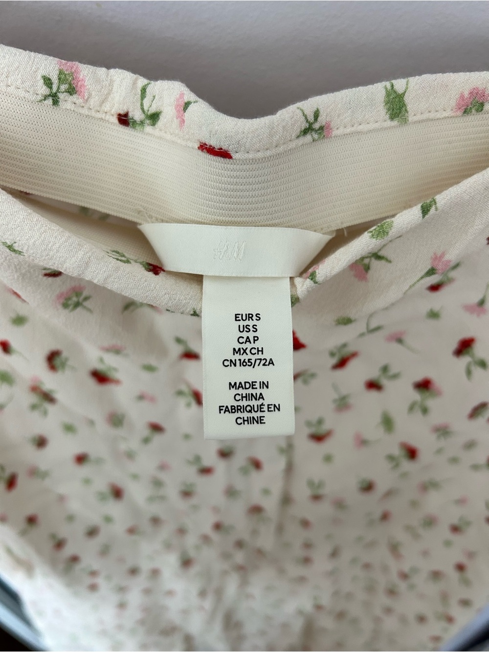 H&M Cream Midi Skirt with Red Floral Print - Picture 3 of 3